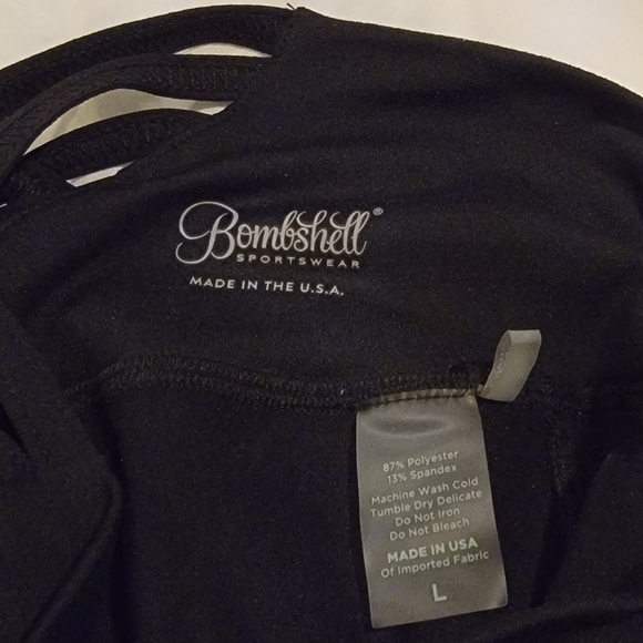 New w/o Tag Bombshell Sportswear Sexy Back Leggings - L - Picture 9 of 12